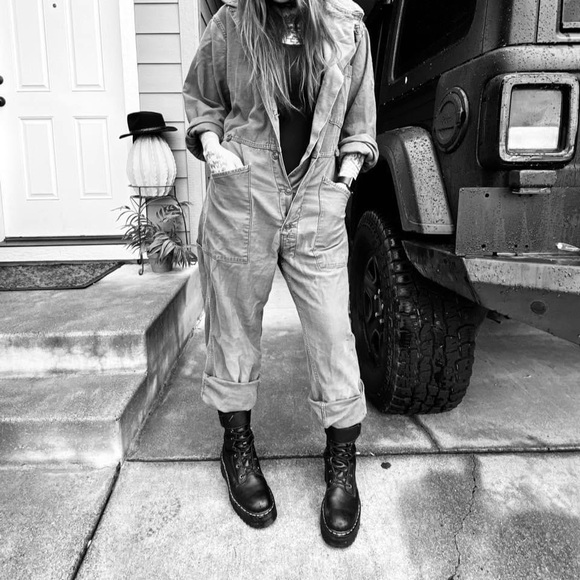 Meet your Posher, Naomi - Picture 8 of 8